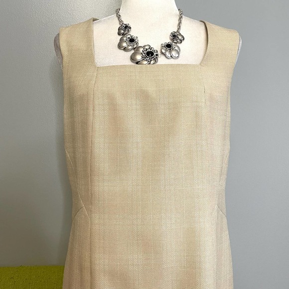 Anne Klein Tan Plaid Sleeveless Sheath Dress 10 Work Cocktail - Picture 2 of 5